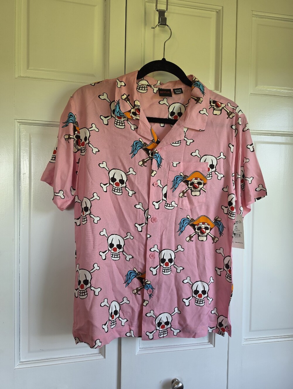 Netflix One Piece Buggy the Clown Pink Button Down Shirt Mens XS Rayon Anime